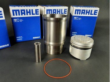 Pistons et Chemises Mahle pour Moteurs C1J (x4)