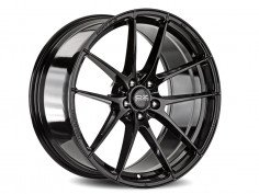 OZ Leggera HLT noir brillant 19x8" 5x114.3 ET45