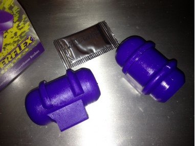 Silent Blocs Extérieurs Barre Btabilisatrice Powerflex 5 Gt Turbo / R11 Turbo (x2) - PFF60-105