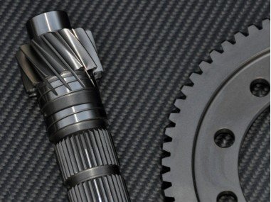 detail-denture-pignon-attaque-couple-court-tl4-rsx-jas