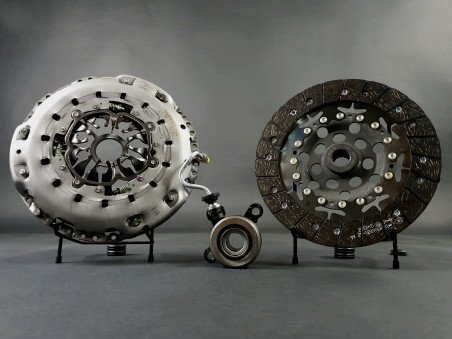 Kit embrayage Megane 2 RS avec récepteur