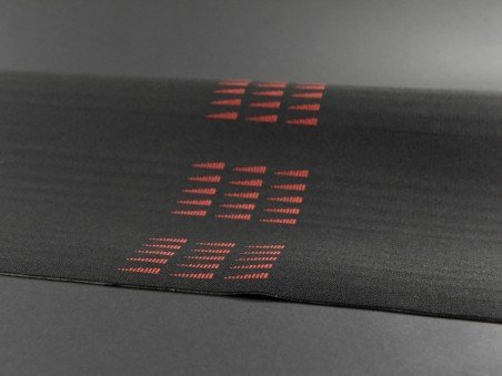 Tissu Anthracite à Fanions Rouges Super 5 Gt Turbo Phase 2 (1m)