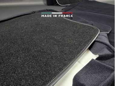 Housses de Sièges R5 Alpine Turbo Noir Côtelé avec Passepoil (set complet) Housses de Sièges R5 Alpine Turbo Noir Côtelé avec Passepoil (set complet)