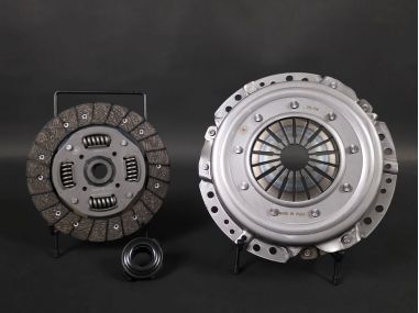 kit-embrayage-complet-disque-mecanisme-butee-selection-jas-gt-turbo-clio-16s-williams