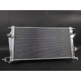 Radiateur eau tout aluminium soudé TIG vue de face Renault Megane 3 RS JAS Engineering