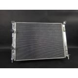Radiateur aluminium haute performance complet avec manchons de raccordement et fixations Megane 2 RS